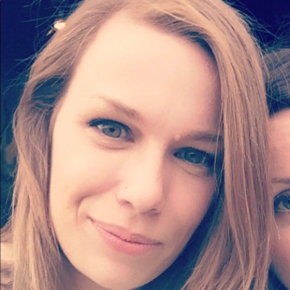 Meet your Posher, Leah - Picture 1 of 1